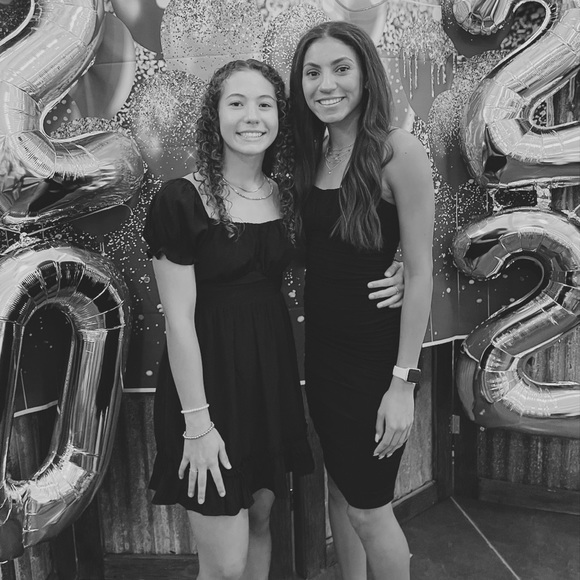 Meet your Posher, Emily - Picture 1 of 1